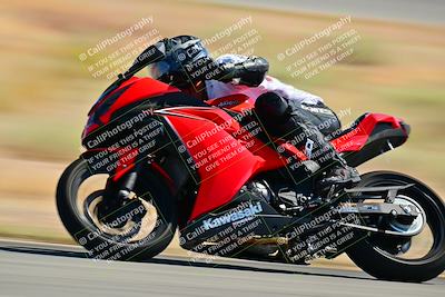 media/May-31-2025-Classic Track Day (Sat) [[da23ab3028]]/Group A/Session 2 (Turns 1 and 3)/